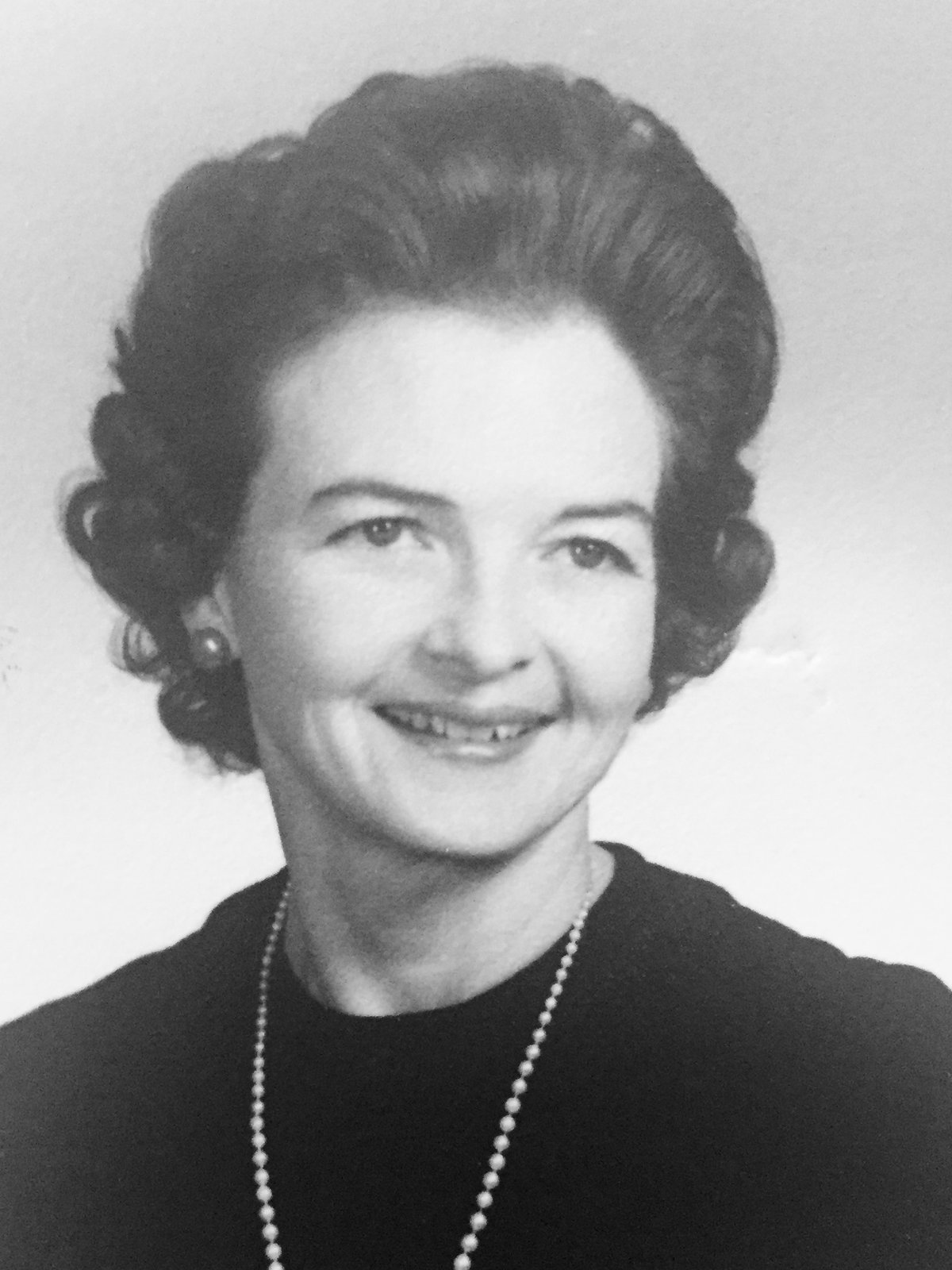 Nelson, Gladys Dixon