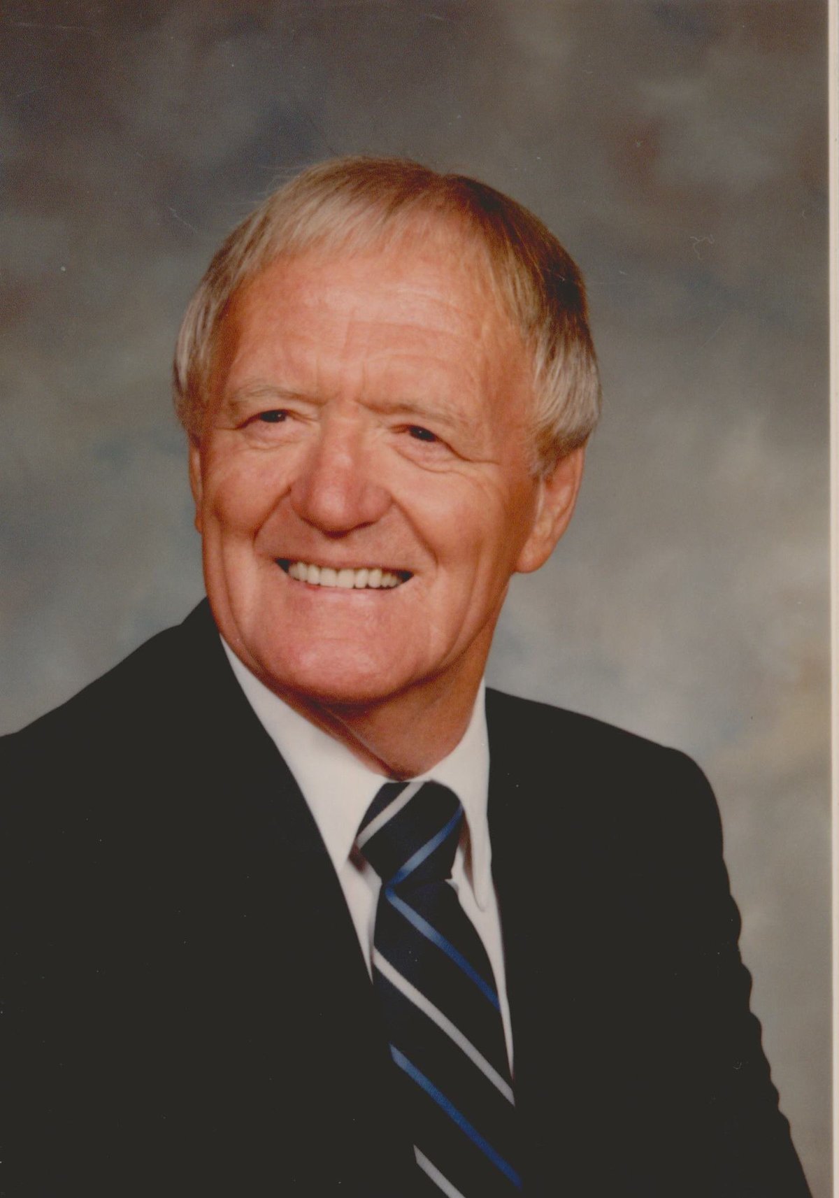 Elden Clifford Welker