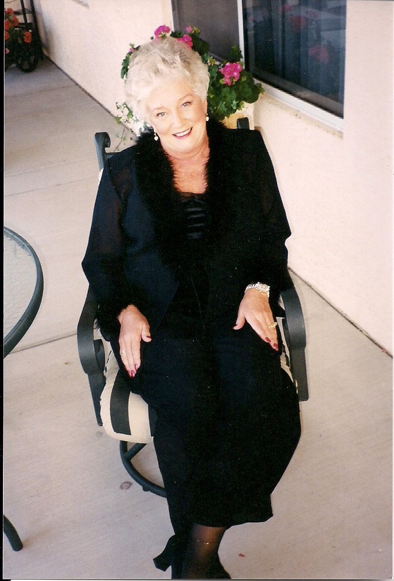 Lois Marie Logue — photo 6