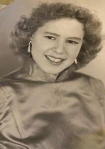 Irma Currier — photo 12