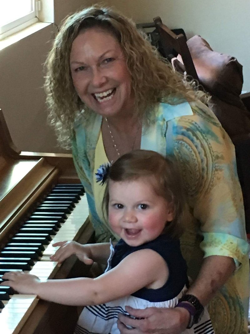 Susan Jane Knutson (Henriksen)