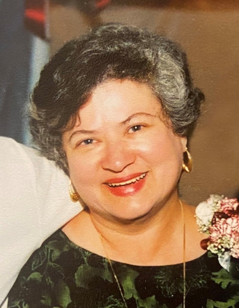 Gennette Maria Kadri