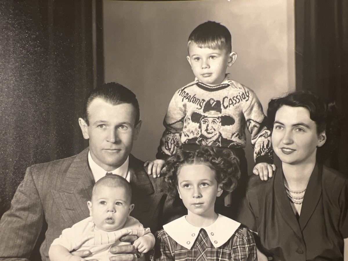 Edith Eileen Reisig — photo 6