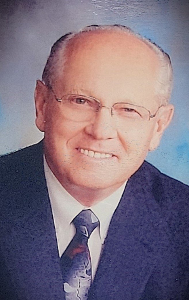 Revell Kay Miller Sr