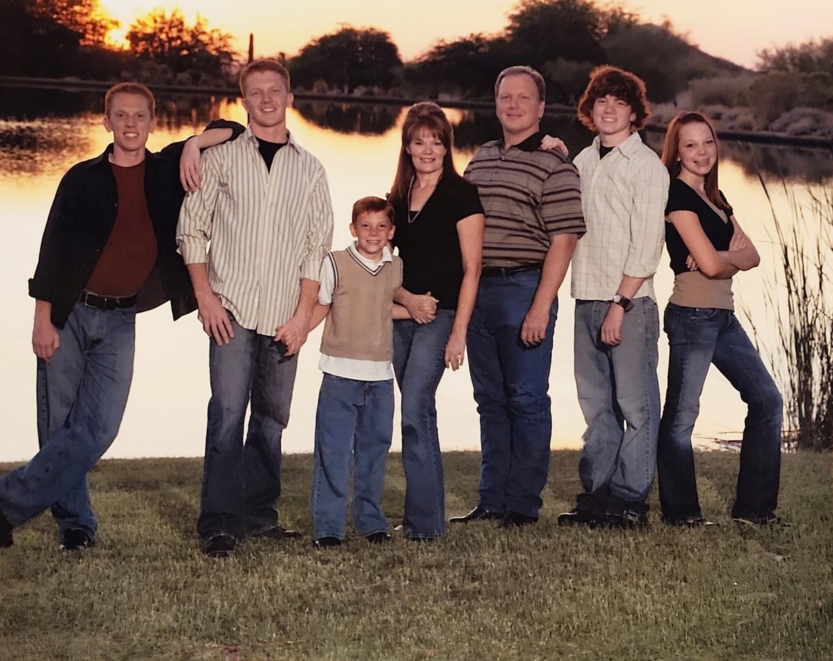 Robin Dean Hargrave — photo 12