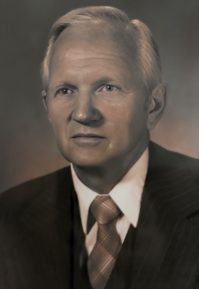 Lionel “Wayne” Cluff