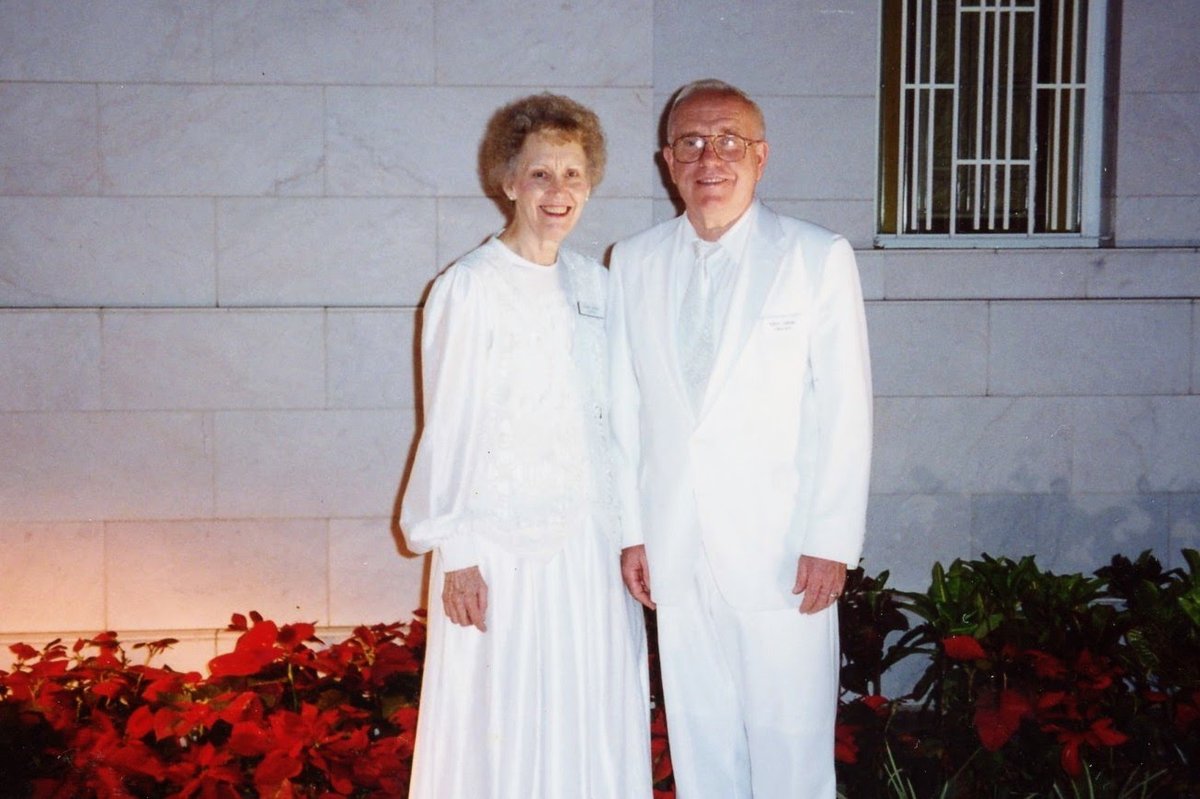 Yvonne Mills Gibbons — photo 6